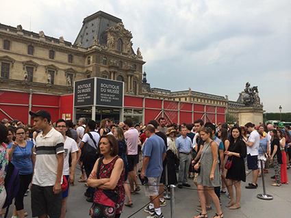 パリ(ルーブル)